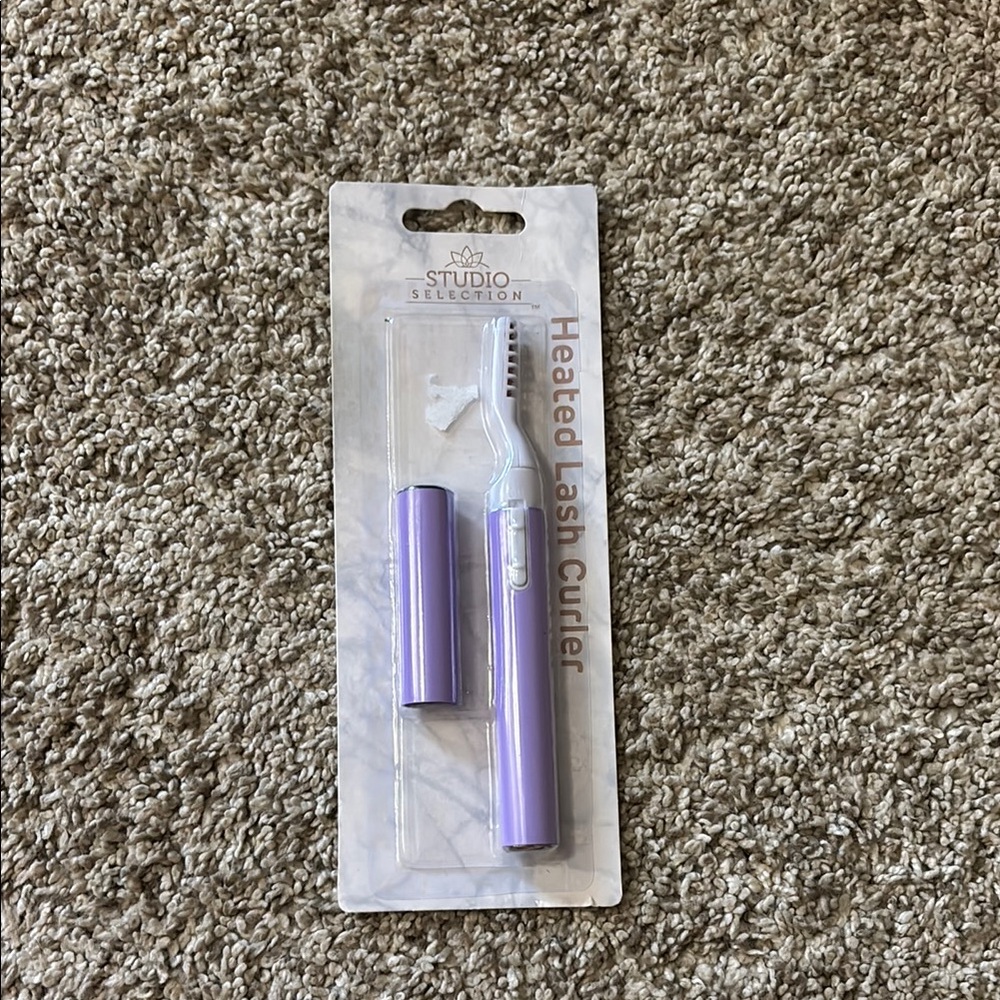 Purple Heated Lash Curler